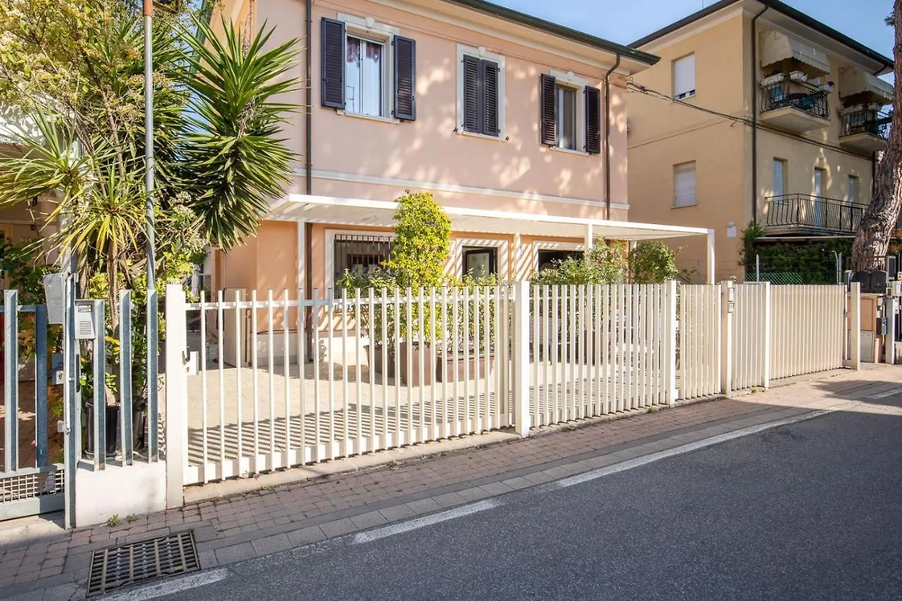 Bilocale Con Giardino A 200Mt Dal Mare - Homeunity Rimini 0*,  Italy